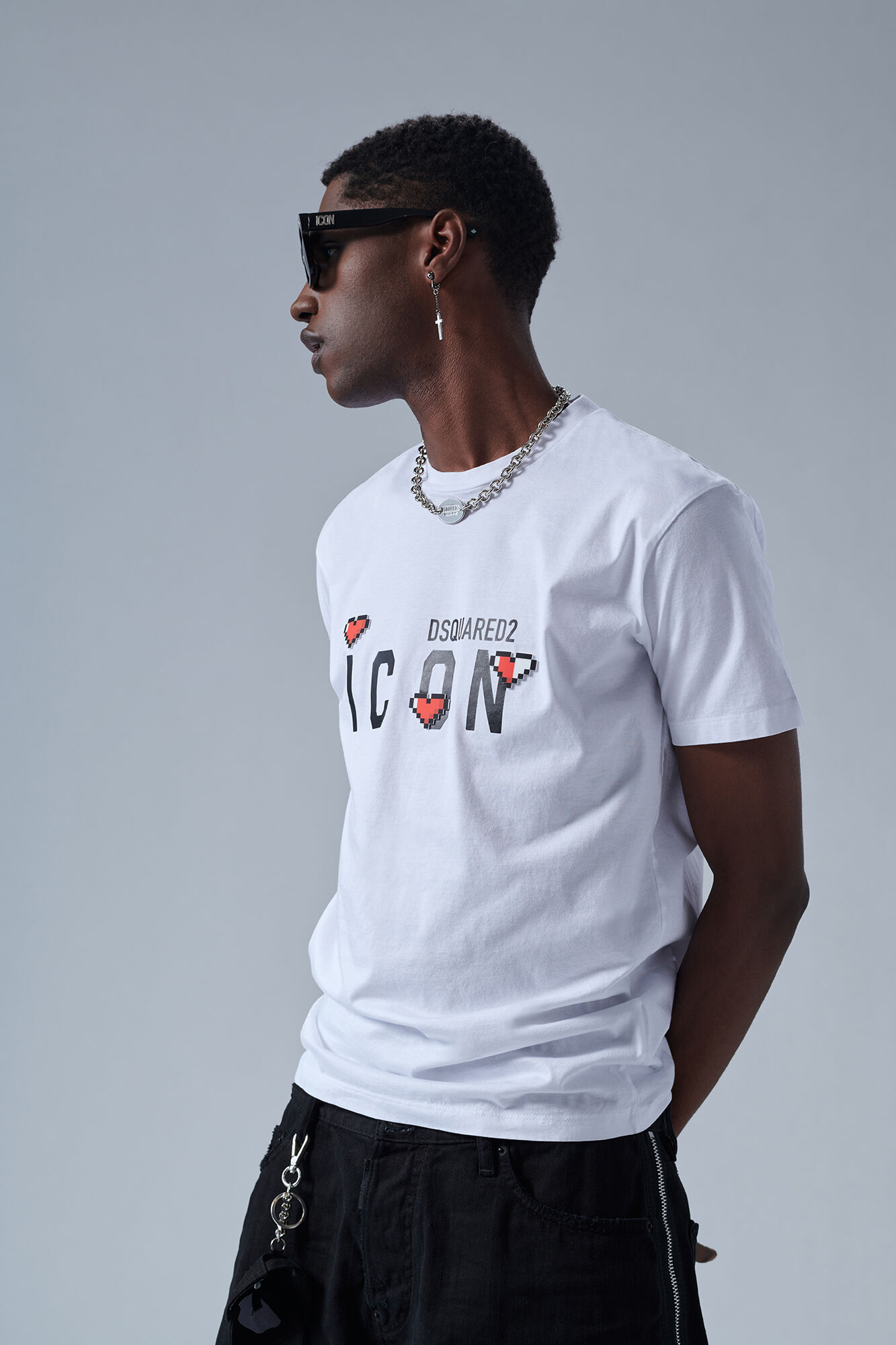 Icon Heart Pixel Cool T-shirt