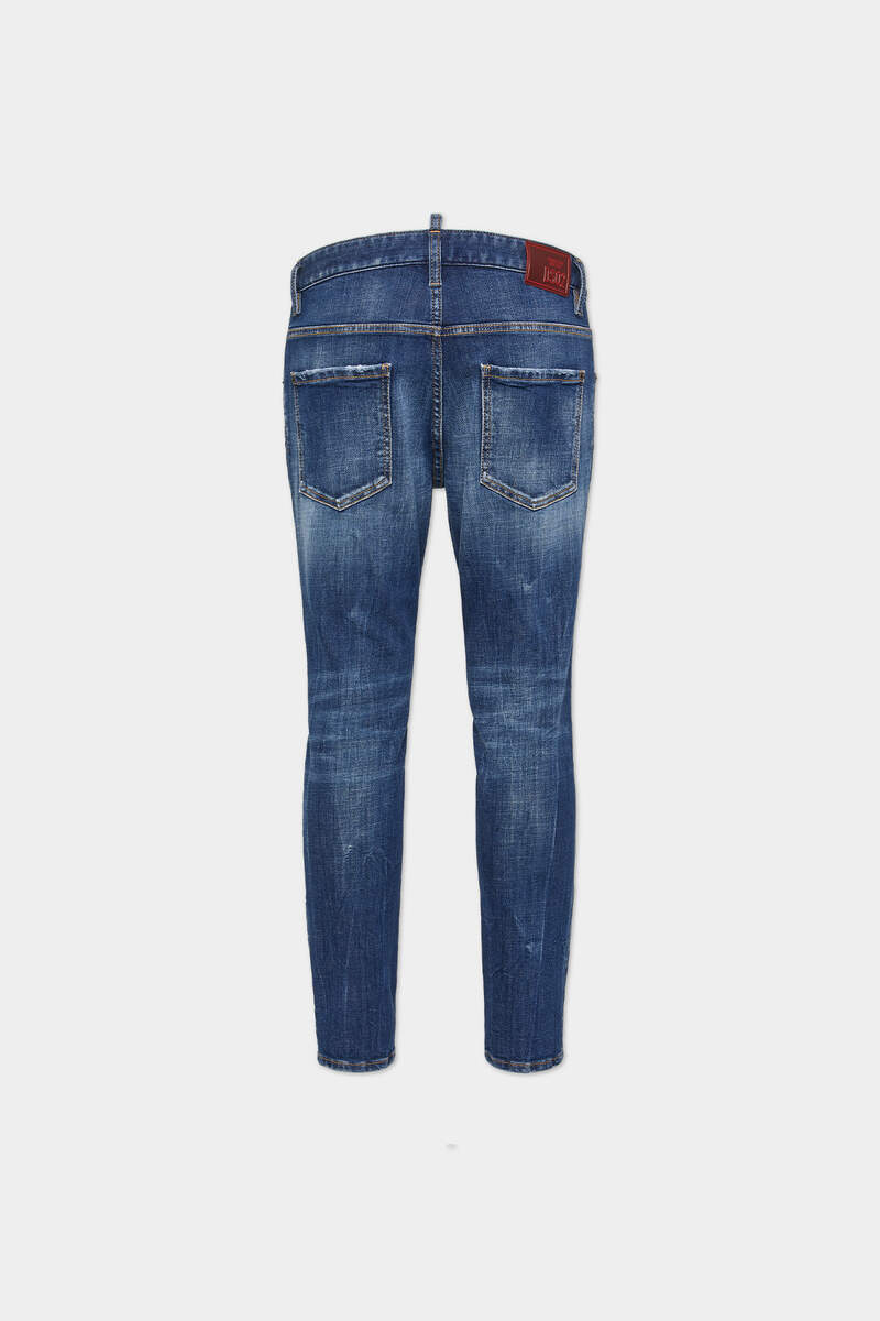 Medium Easy Wash Super Twinky Jeans image number 2
